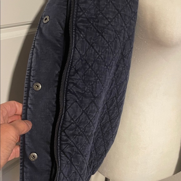 Anthropologie Pilcro Washed Navy Quilted Bomber Jacket Like New 
Size Small - Picture 10 of 12